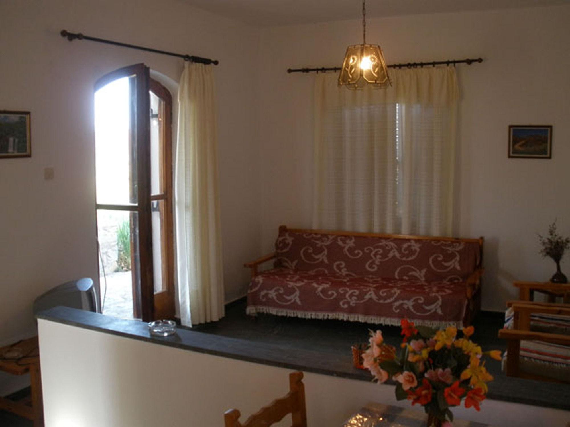 Porto Heli Apartments パレカストロ エクステリア 写真